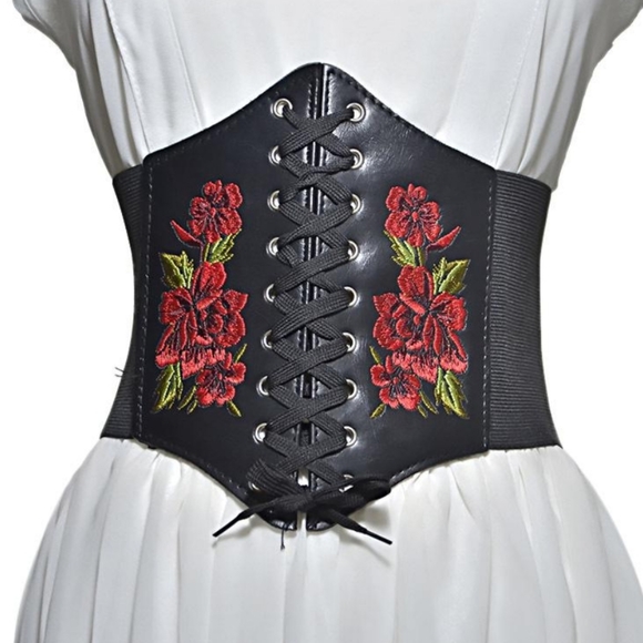 Black corset floral rose embroidered boho faux leather waist statement belt - Picture 4 of 14